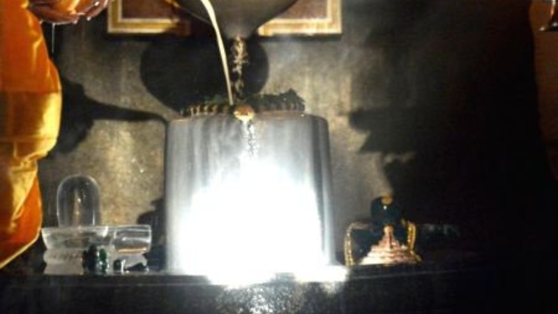https://newsfirstprime.com/wp-content/uploads/2024/01/Gavi-Gangadhareshwara-Temple.jpg