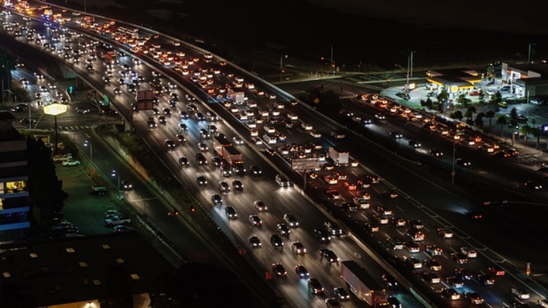 https://newsfirstprime.com/wp-content/uploads/2024/01/Night-City-Traffic.jpg